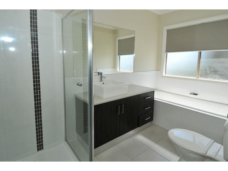 6 Muntz Ave, Glenroy VIC 3046