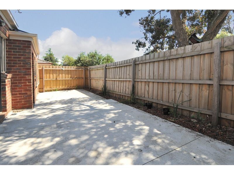 6 Muntz Ave, Glenroy VIC 3046