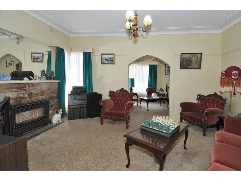 31 Melbourne Ave, Glenroy VIC 3046