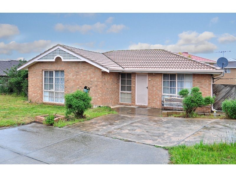 11 Wattle Close, Meadow Heights VIC 3048