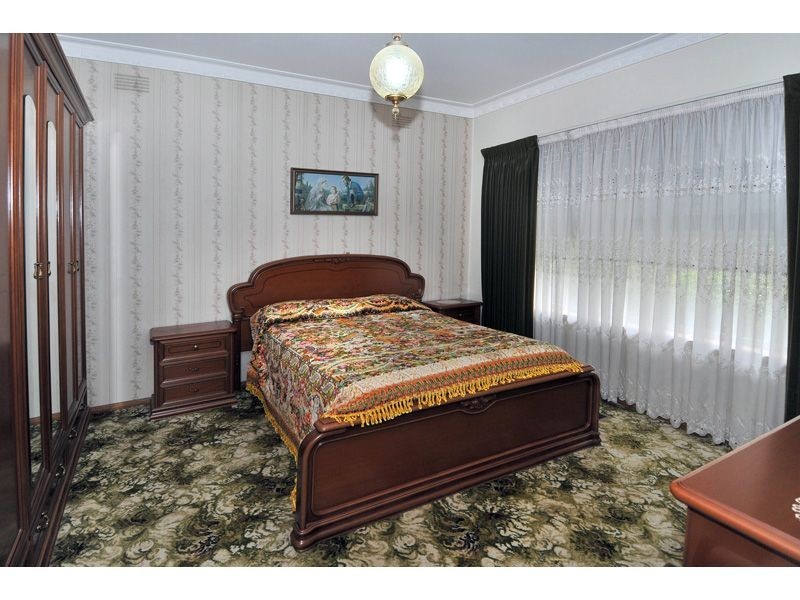 6 Everitt Street, Hadfield VIC 3046