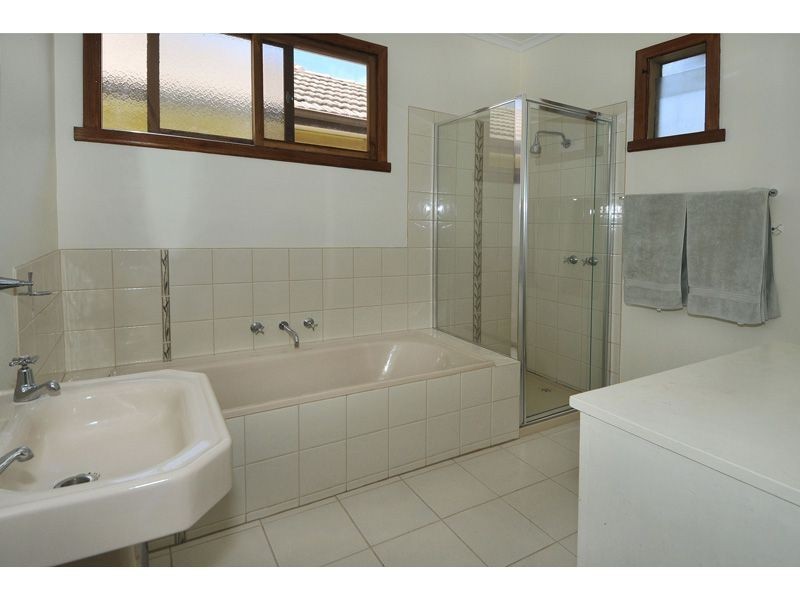 43 Dickinson Street, Hadfield VIC 3046