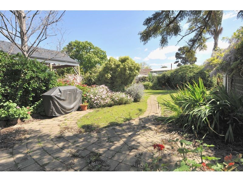 43 Dickinson Street, Hadfield VIC 3046
