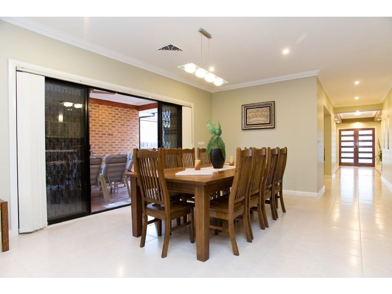 132 Hayfield Road, Roxburgh Park VIC 3064