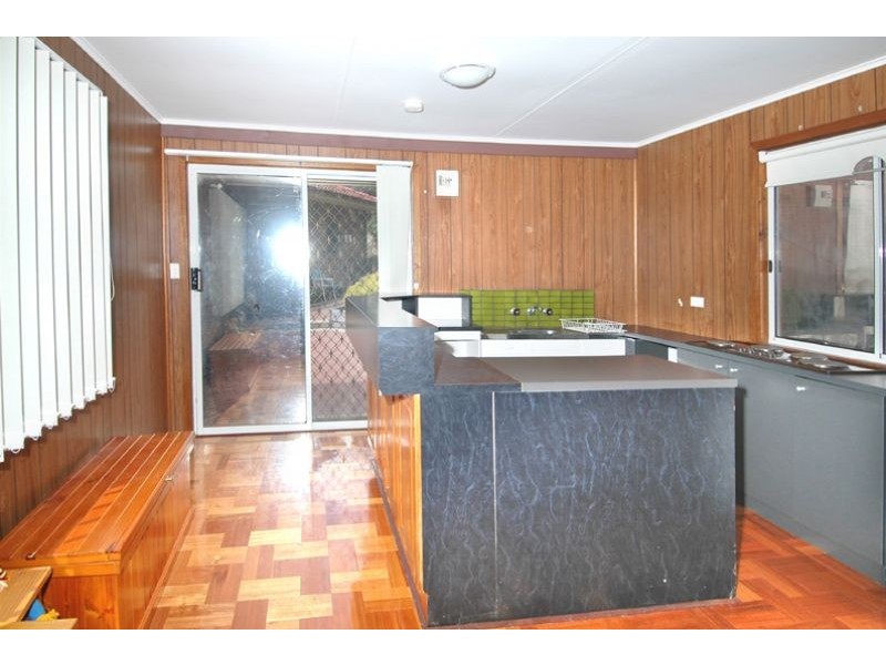 27 Hendricks Crescent, Broadmeadows VIC 3047