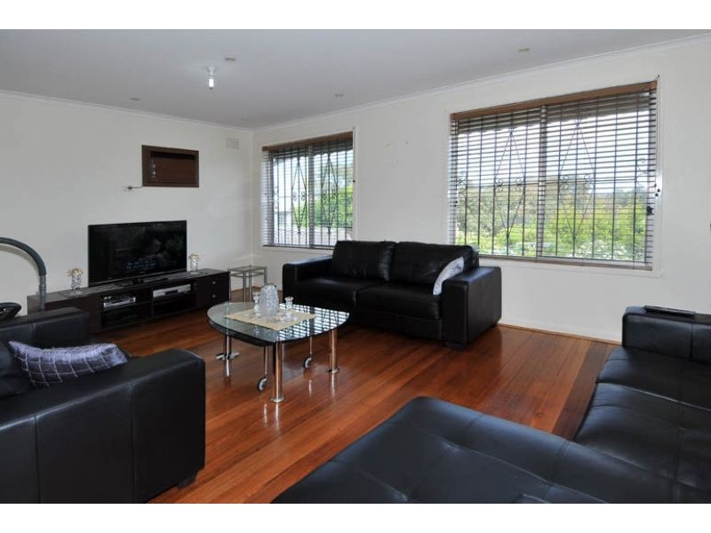 37 Nathalia Crescent, Broadmeadows VIC 3047