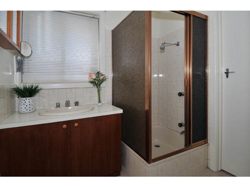 2/57 Morley Street, Glenroy VIC 3046