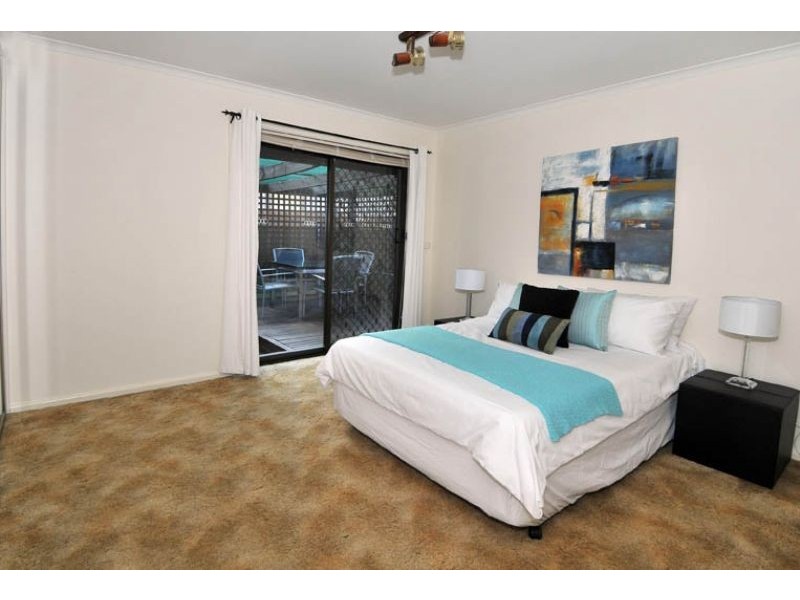 2/57 Morley Street, Glenroy VIC 3046