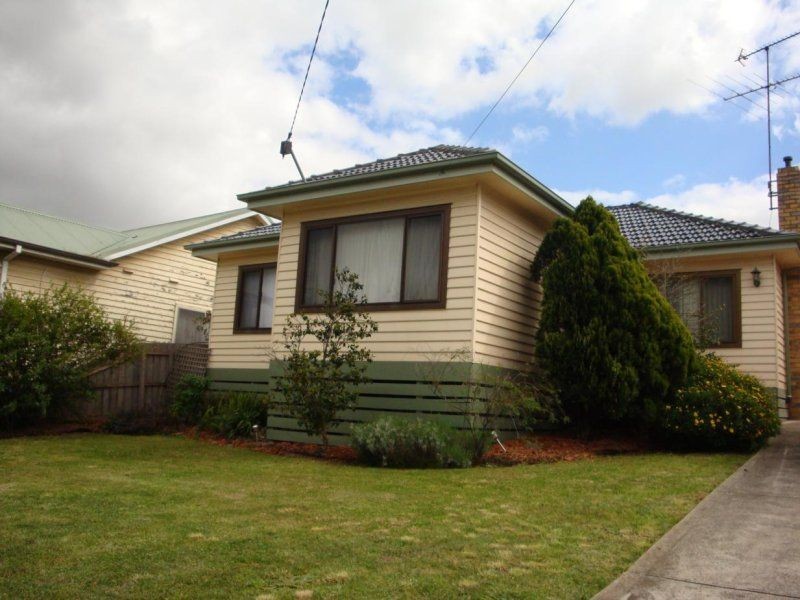 12 Percival Street, Oak Park VIC 3046