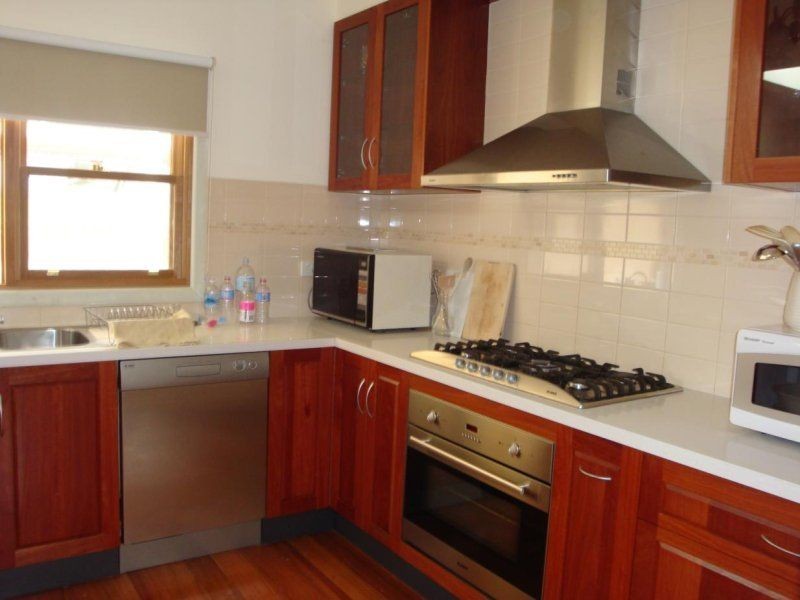 12 Percival Street, Oak Park VIC 3046