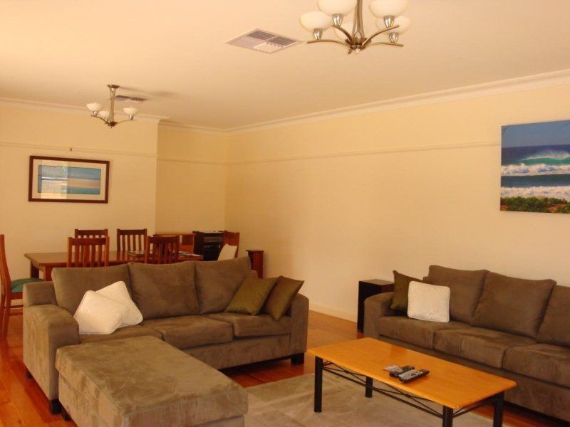 12 Percival Street, Oak Park VIC 3046