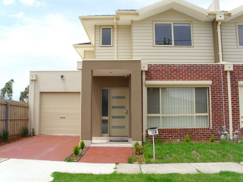 128 Justin Avenue, Glenroy VIC 3046