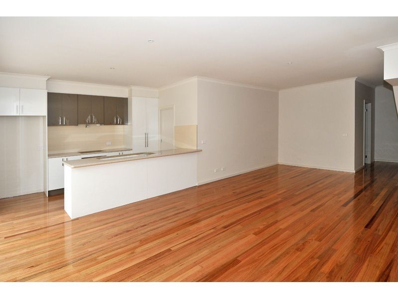 222 West Street, Glenroy VIC 3046