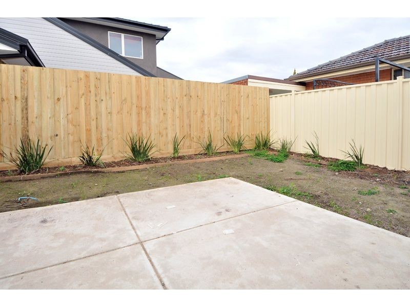 222 West Street, Glenroy VIC 3046