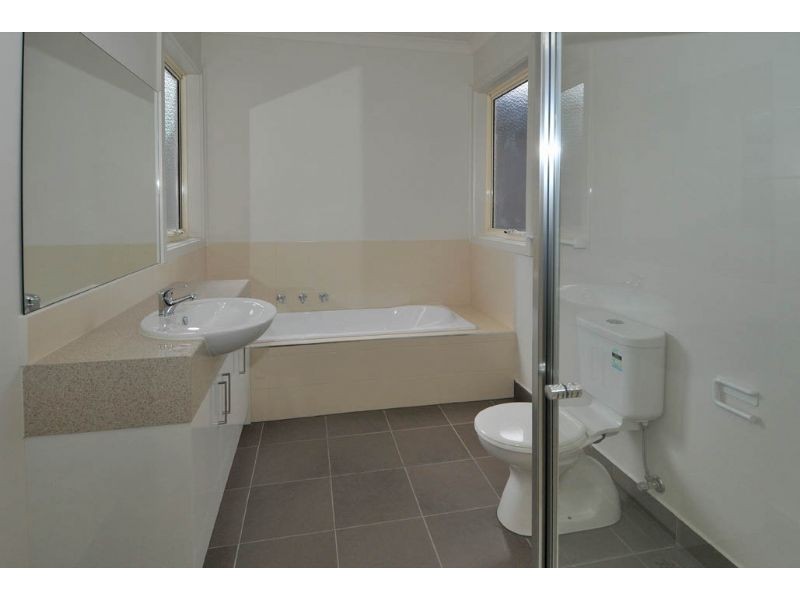 222A West Street, Glenroy VIC 3046