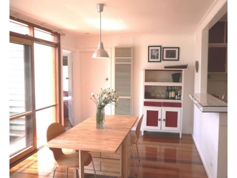 10 Curtin Avenue, Hadfield VIC 3046