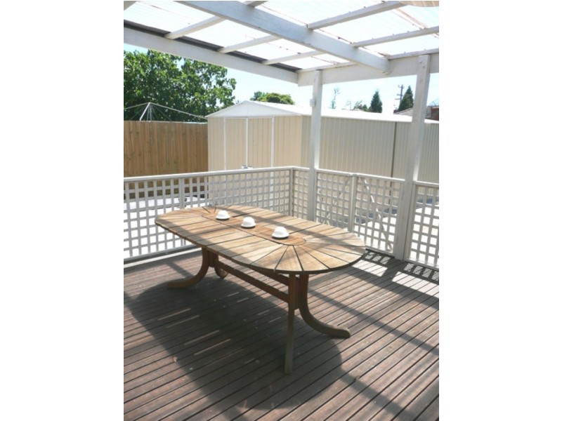 10 Curtin Avenue, Hadfield VIC 3046