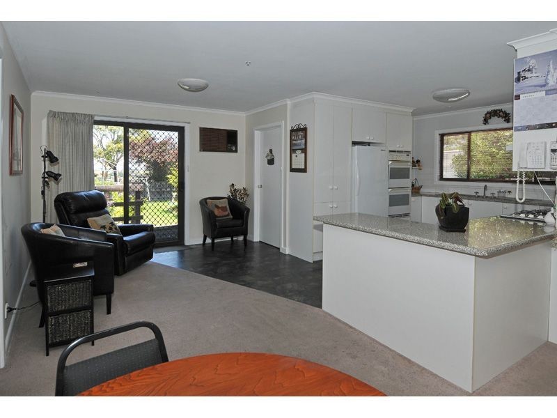 63 Loongana Avenue, Glenroy VIC 3046