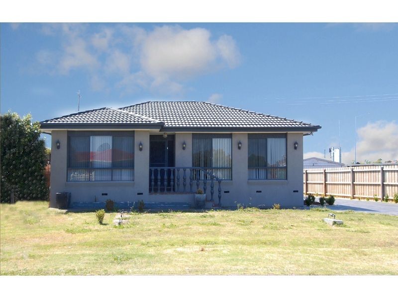 1 & 2/6 Mitchell Crescent, Meadow Heights VIC 3048