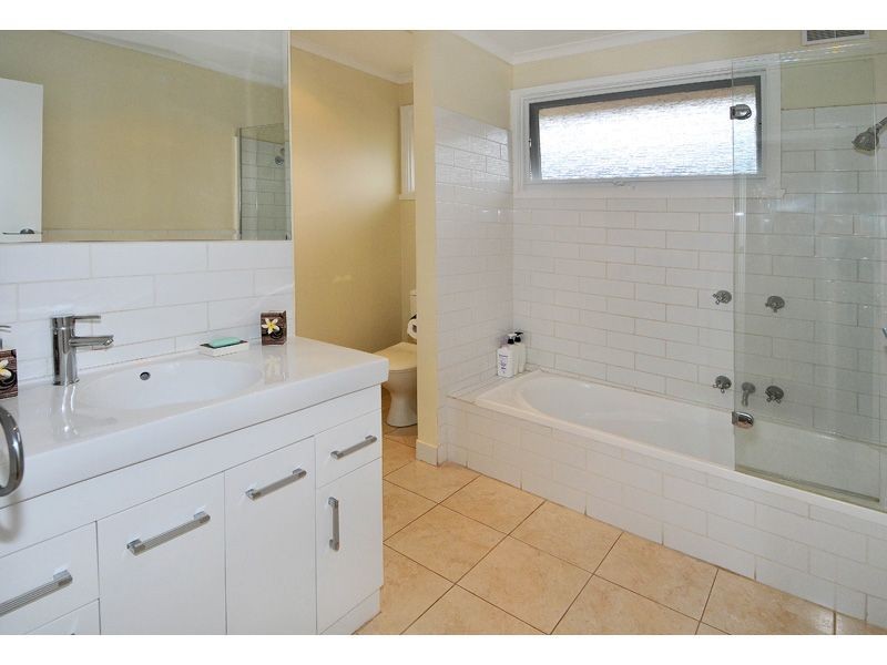 127 Augustine Terrace, Glenroy VIC 3046