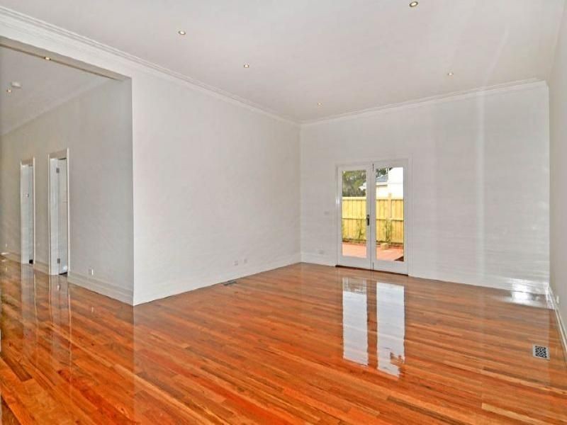 33 Arndt Road, Pascoe Vale VIC 3044