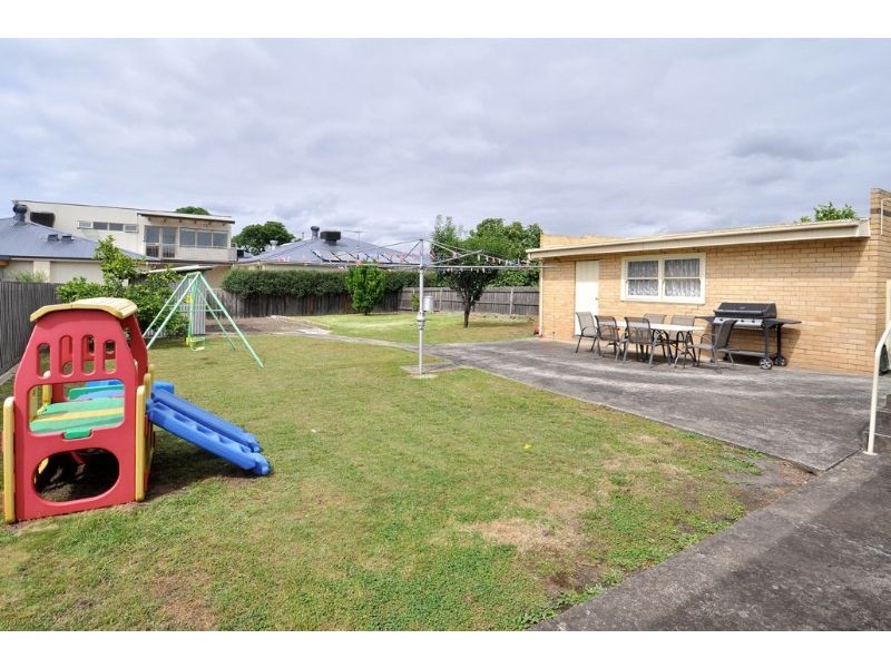 29 Anselm Grove, Glenroy VIC 3046