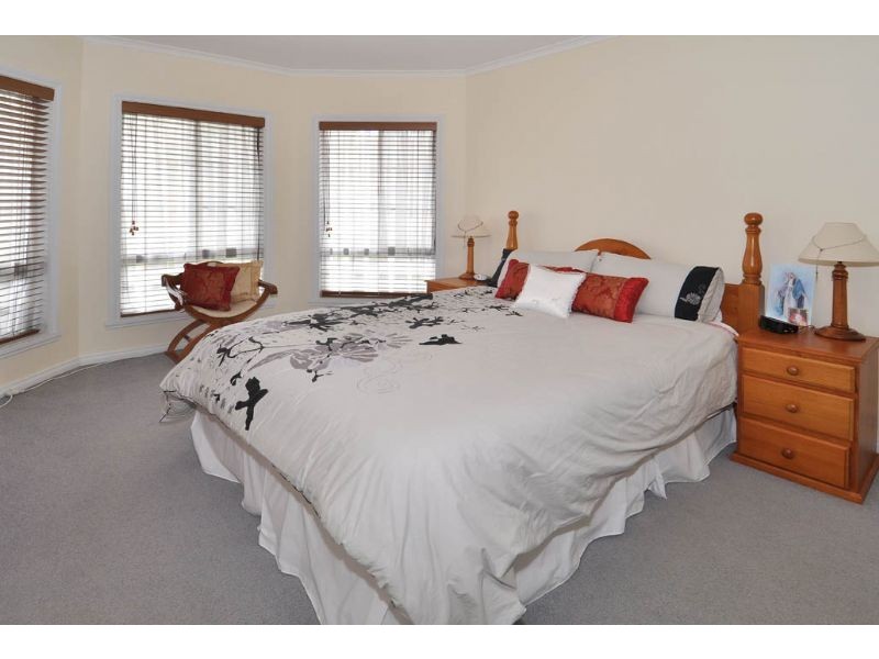 31 Roebourne Crescent, Campbellfield VIC 3061