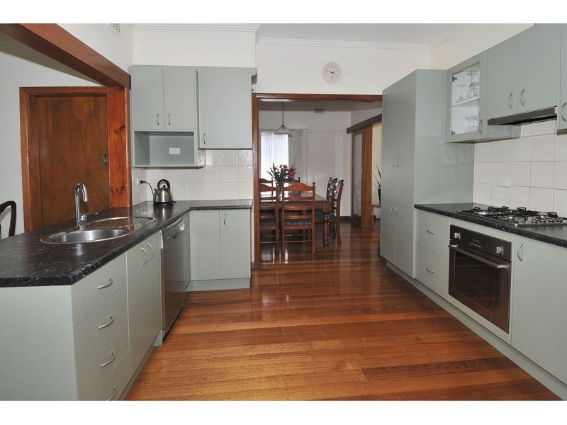 43 Dickinson Street, Hadfield VIC 3046