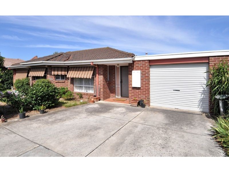 2/99 Plumpton Avenue, Glenroy VIC 3046