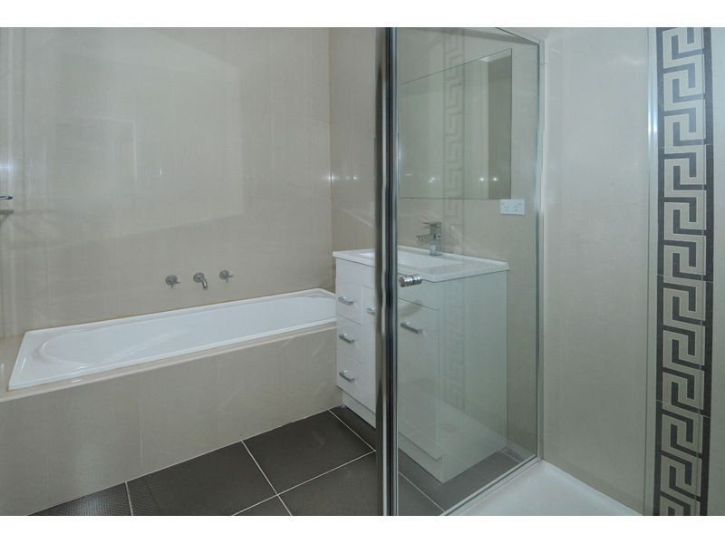 3/16 Winifred Street, Oak Park VIC 3046