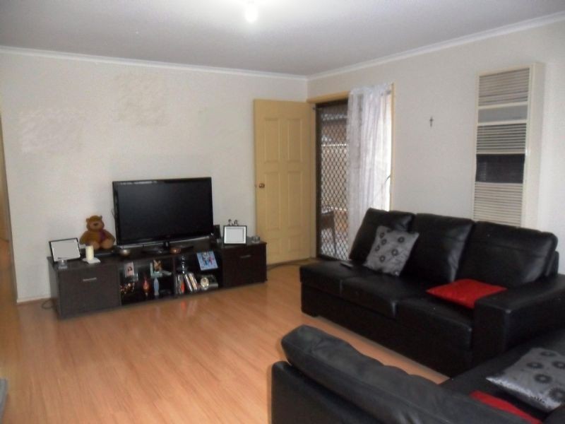 11 Northleigh Avenue, Craigieburn VIC 3064