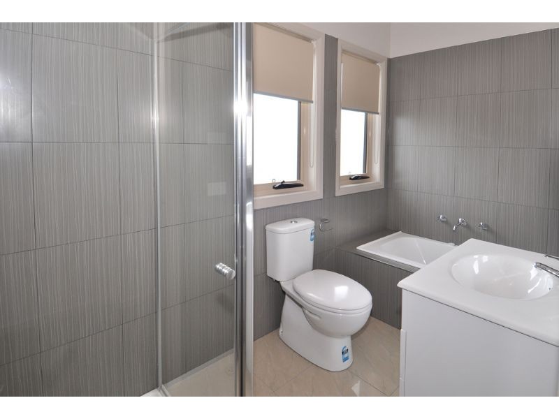 1/114 Hilton Street, Glenroy VIC 3046