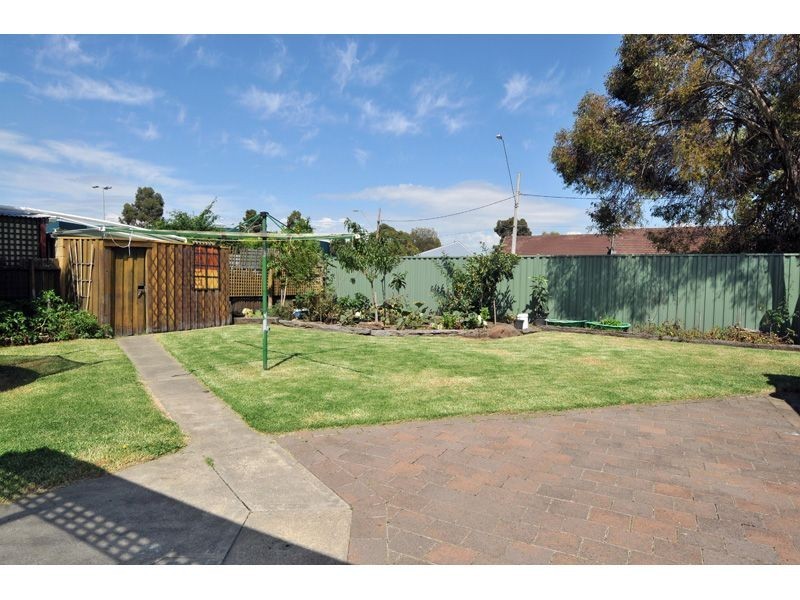 4 Tatura Crescent, Broadmeadows VIC 3047