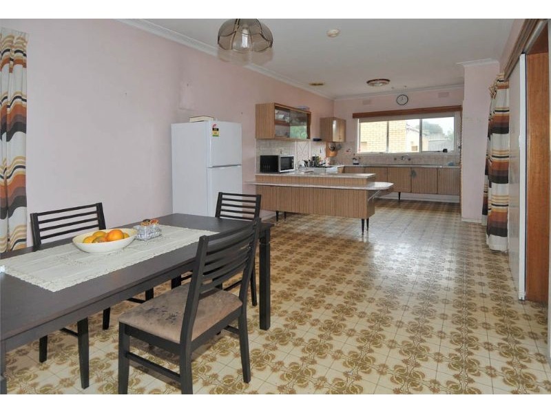 118 Gowrie Street, Glenroy VIC 3046