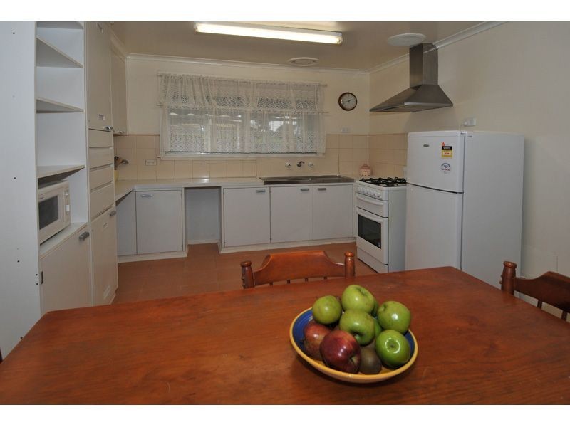 5 Olinda Court, Broadmeadows VIC 3047