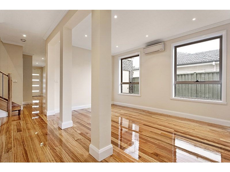 24 South Street, Hadfield VIC 3046