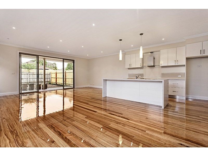 24 South Street, Hadfield VIC 3046