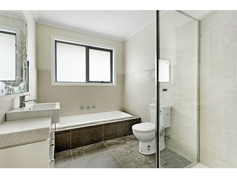24 South Street, Hadfield VIC 3046
