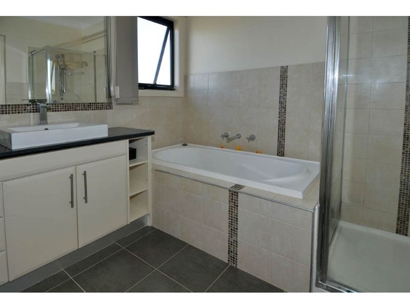 56B Hubert Avenue, Glenroy VIC 3046