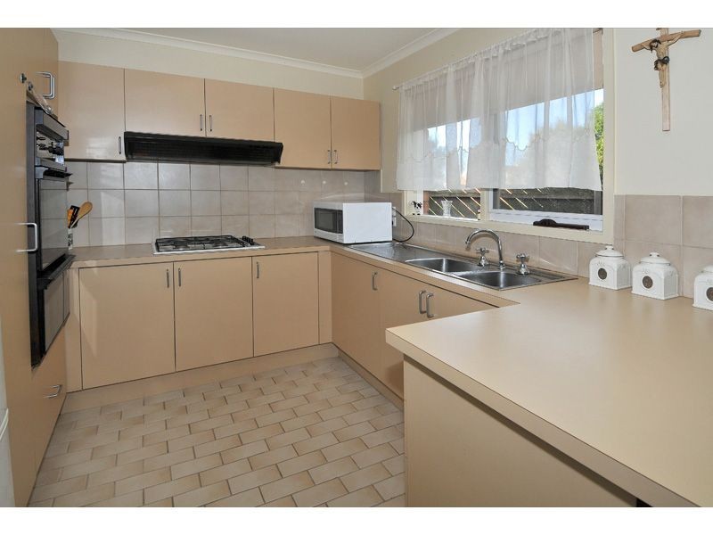 9 Amber Court, Pascoe Vale VIC 3044