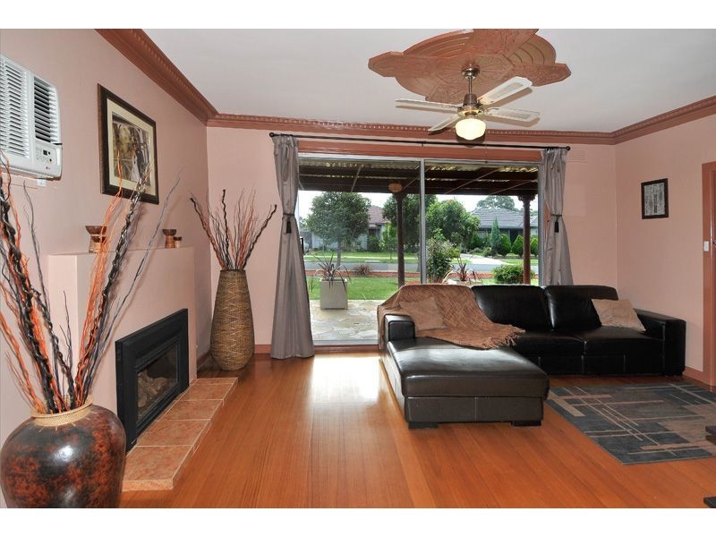 11 Battersea Street, Hadfield VIC 3046