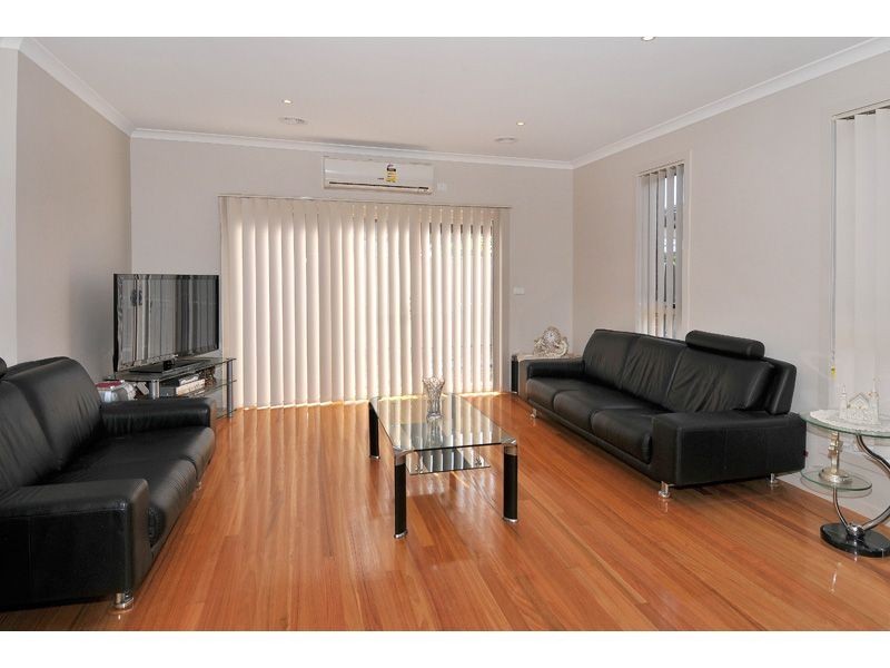 1/4 Geum Street, Hadfield VIC 3046