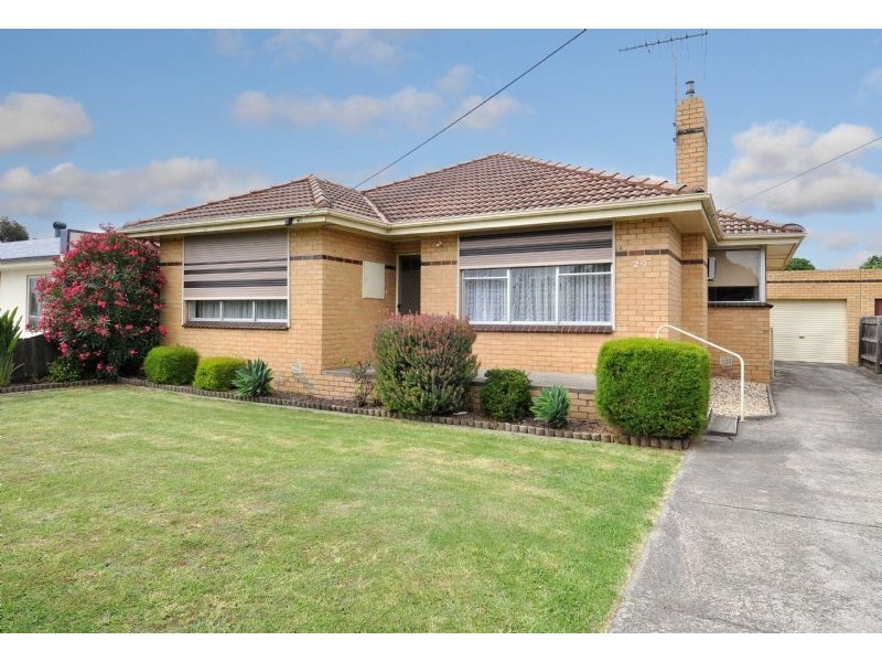 29  Anselm Grove, Glenroy VIC 3046