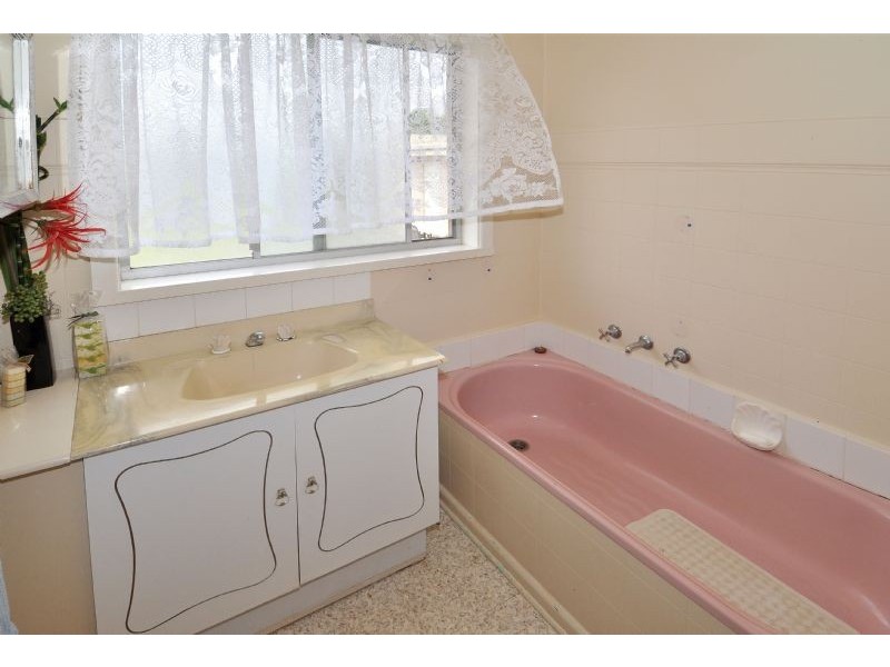 29  Anselm Grove, Glenroy VIC 3046