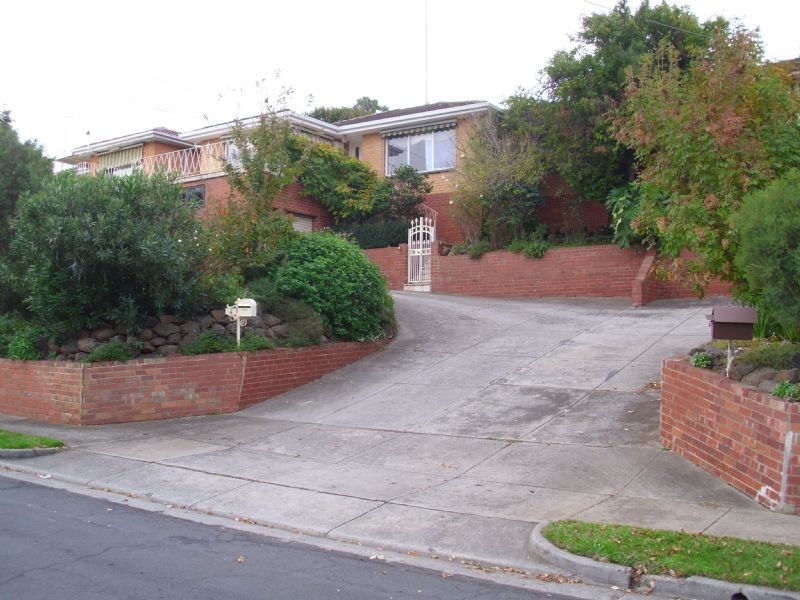 4 Cross Terrace, Glenroy VIC 3046