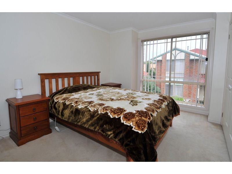 2/19 West Street, Pascoe Vale VIC 3044