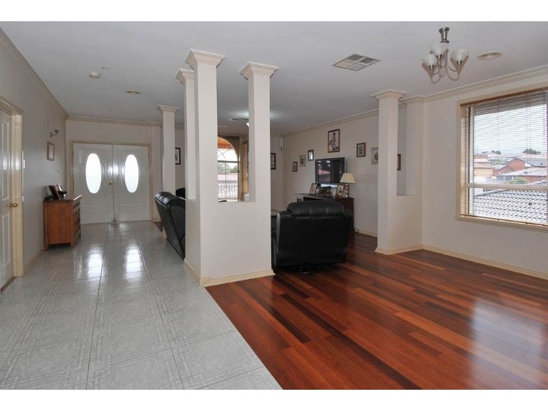 56 Lightwood Crescent, Meadow Heights VIC 3048