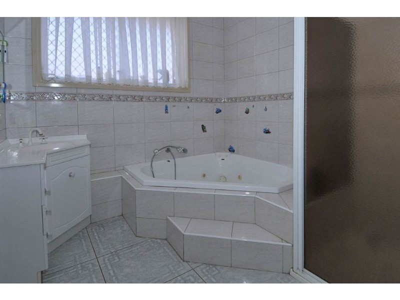 56 Lightwood Crescent, Meadow Heights VIC 3048