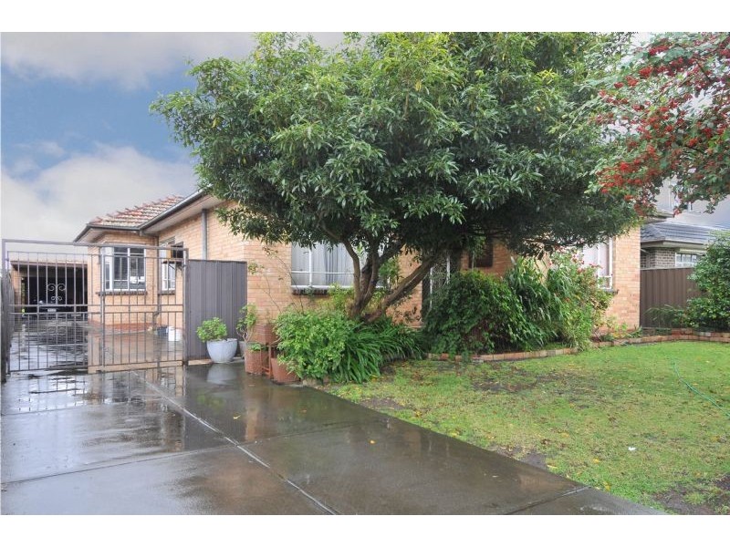 19 Becket Street, Glenroy VIC 3046