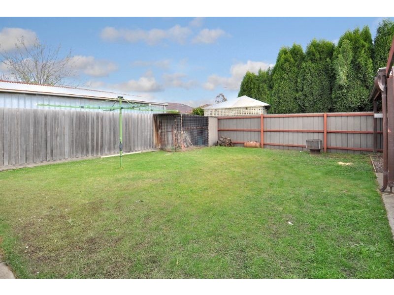 17 Watkins Street, Fawkner VIC 3060